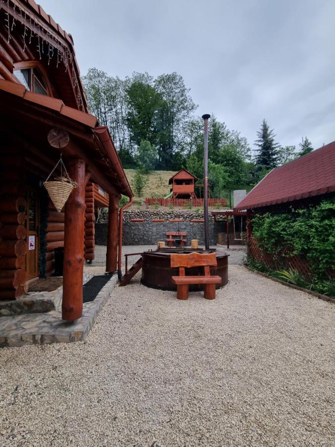 Cazare Casa Suw Toplita Magherus 外观 照片